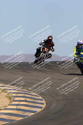 media/Apr-15-2022-Apex Assassins (Fri) [[9fb2e50610]]/Trackday Level 1/Session 2/Turns 9 and 10/